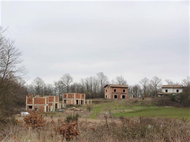 #10131 Complesso turistico-residenziale-sportivo con villini e terreni in vendita - foto 10