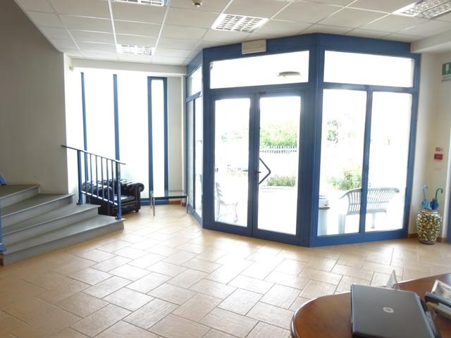 #10289 Capannone industriale su due livelli in vendita - foto 2