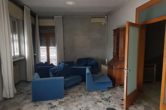 #10397 Complesso industriale con appartamenti in vendita - foto 7