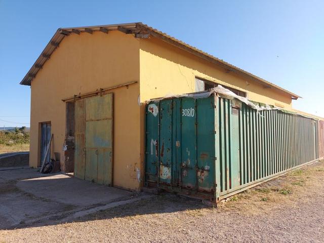 #10534 Complesso industriale con capacità edificatoria e terreni agricoli in vendita - foto 8