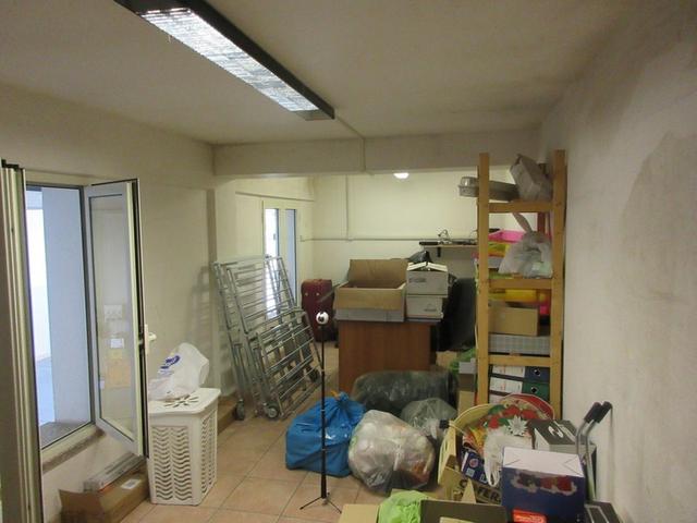 Locali deposito in vendita