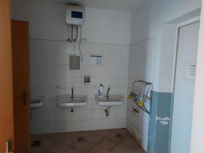 Con servizi in vendita