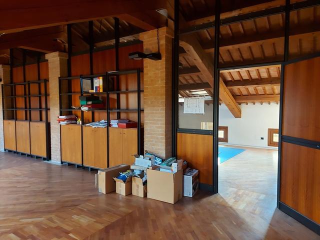#11175 Uffici su tre piani e parcheggi privati in vendita - foto 23