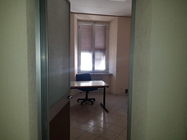#11509 Ufficio al piano terra rialzato (sub 3) in vendita - foto 2