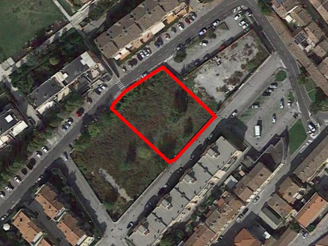 #11581 Terreno edificabile residenziale di 1711 mq in vendita - foto 1