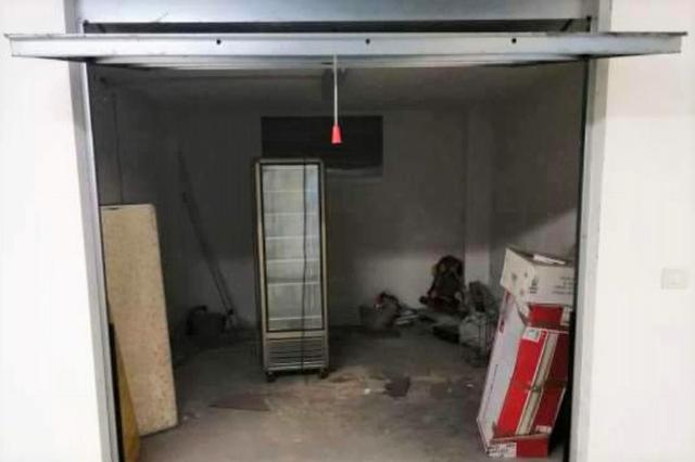 #11795 Negozio e corte (sub 9) in condominio Il Borgo in vendita - foto 9