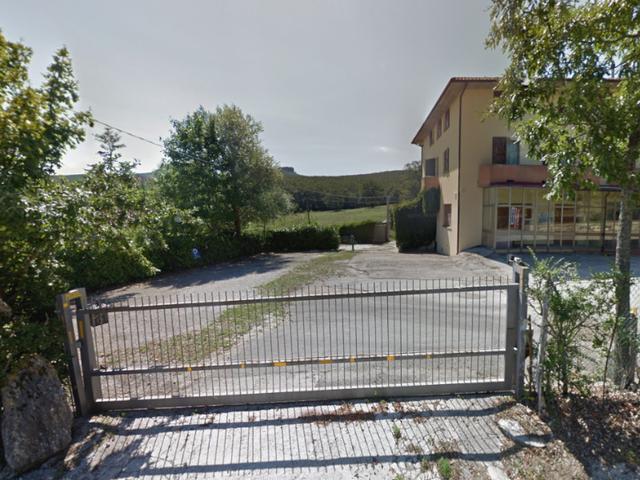 #12007 Albergo con bar-ristorante e terreni annessi in vendita - foto 2