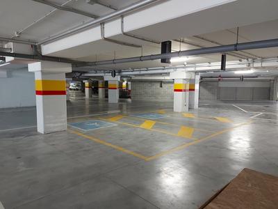 Grandi dimensioni in vendita