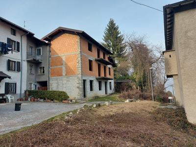 Palazzi in vendita