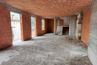 Palazzi in vendita