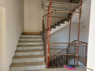Palazzi in vendita
