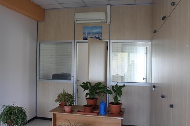 Laboratori in vendita