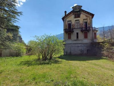 Ville in vendita