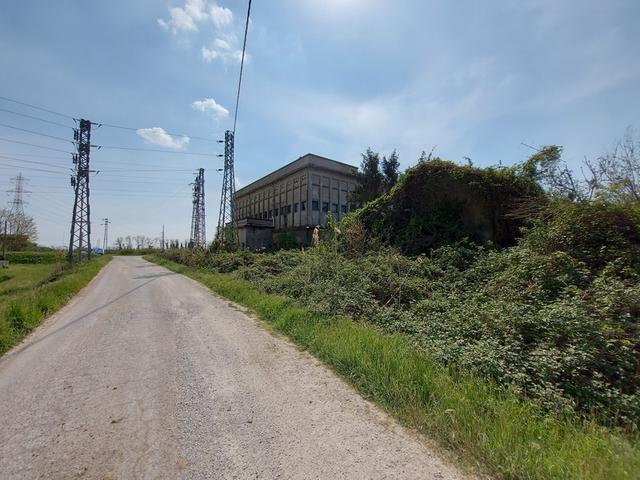 Con servizi in vendita