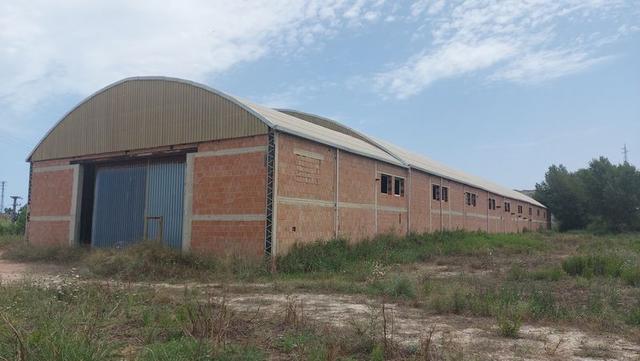 Fabbricati industriali in vendita