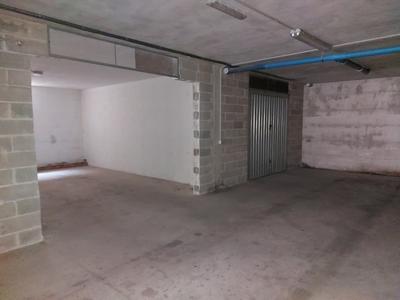 Garage in vendita