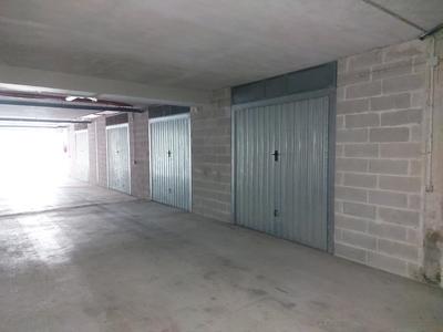 Garage in vendita