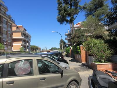Negozi in vendita