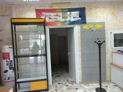 Negozi in vendita