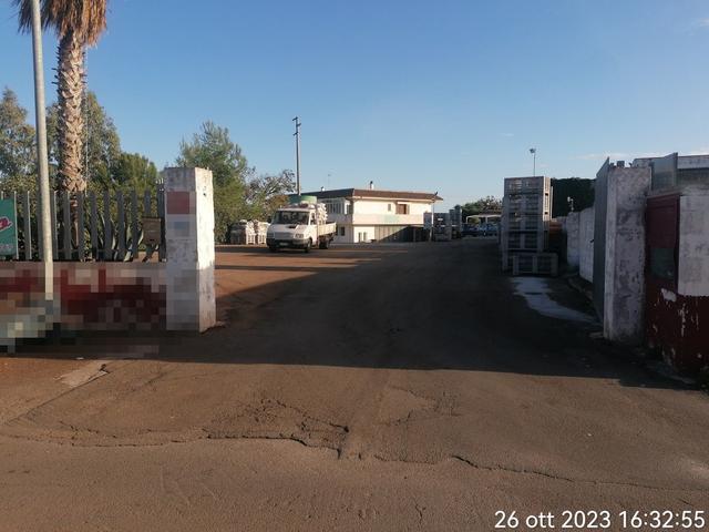 Laboratori in vendita