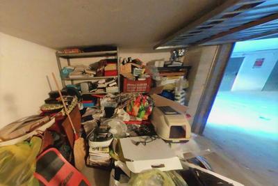 Garage in vendita