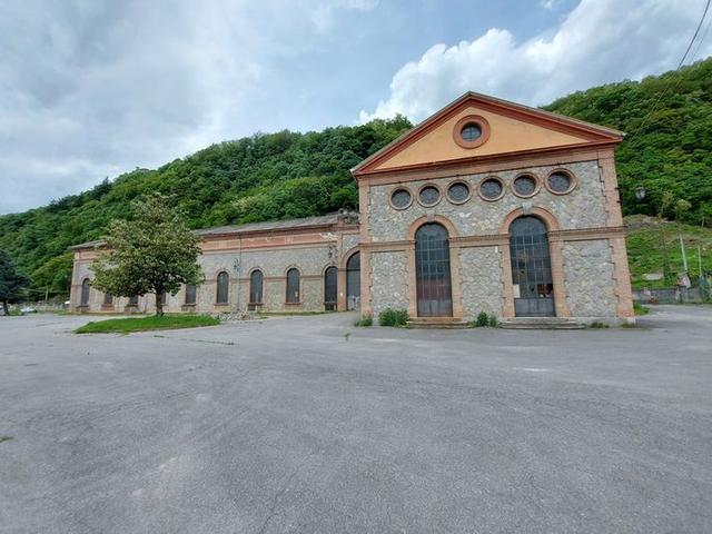 #13176 Complesso produttivo con terreni agricoli sparsi in vendita - foto 3