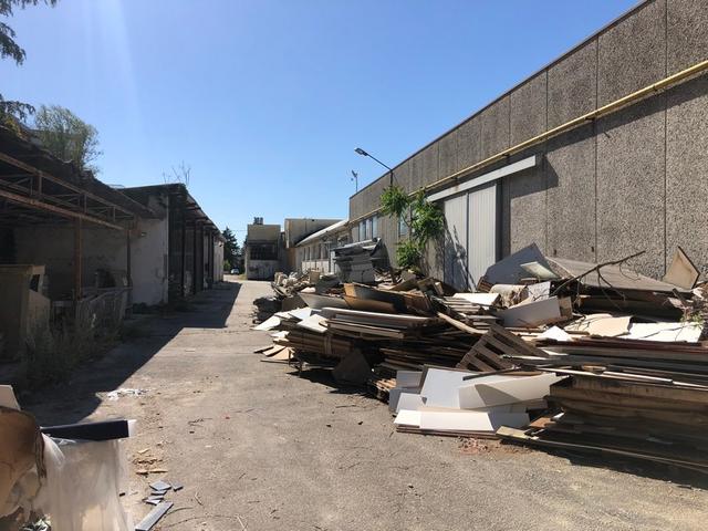 Fabbricati industriali in vendita