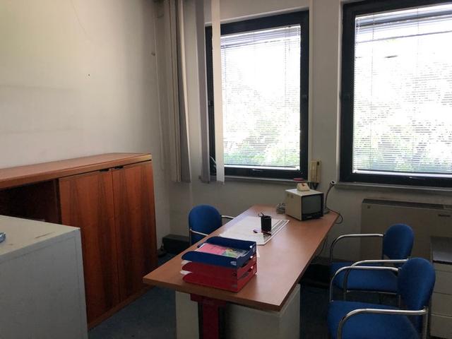 Fabbricati industriali in vendita