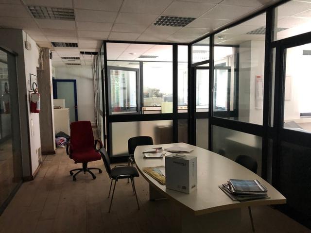 Fabbricati industriali in vendita
