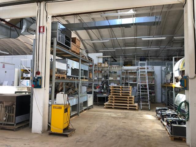 Fabbricati industriali in vendita