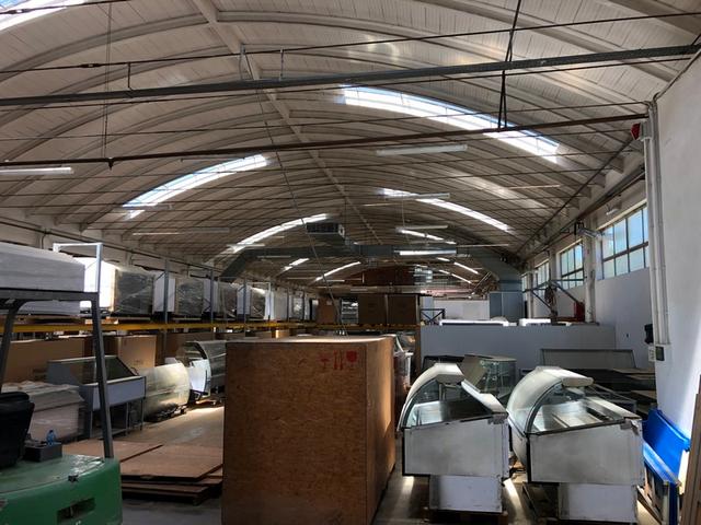 Fabbricati industriali in vendita