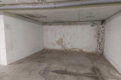 Garage in vendita