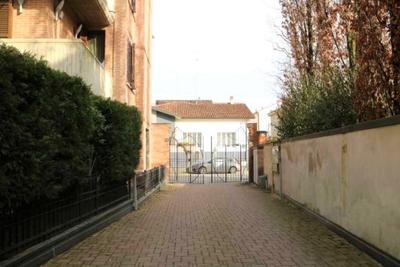 Garage in vendita