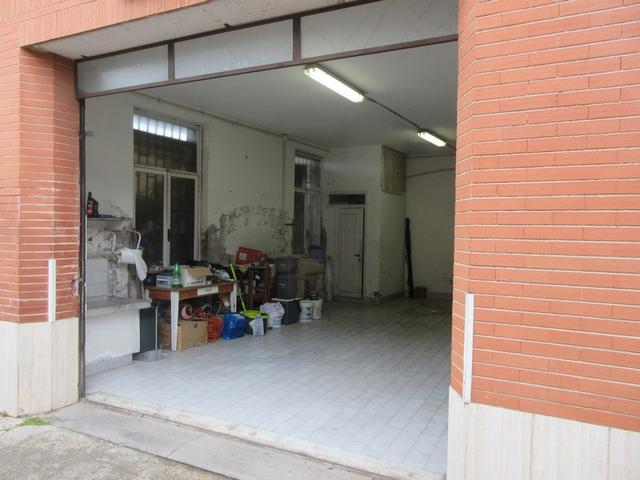 Laboratori in vendita