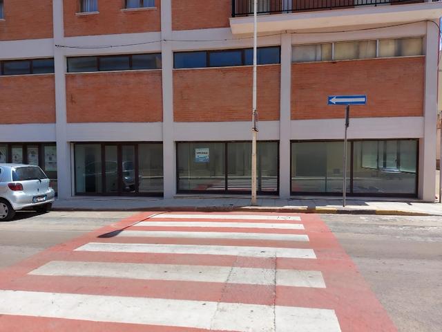 #13400 Negozio su due livelli in zona centrale in vendita - foto 6