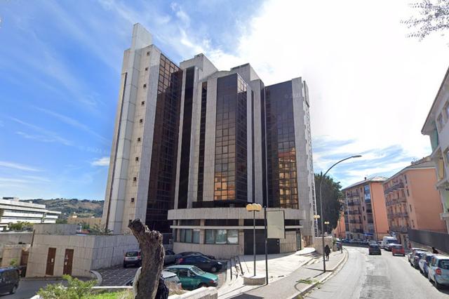 #13574 Torre direzionale in vendita - foto 1