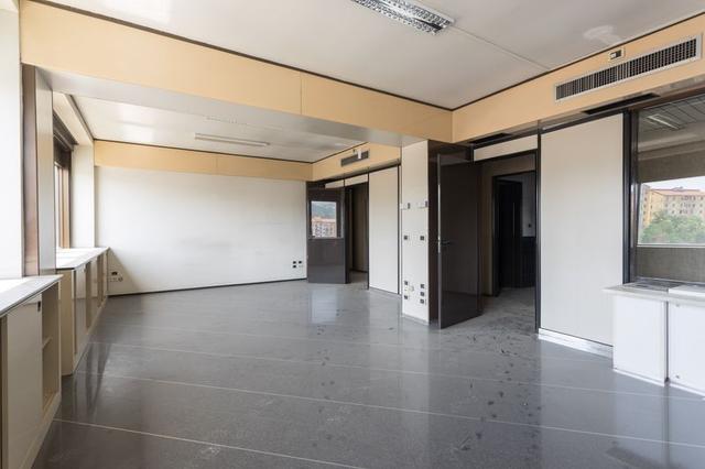 #13574 Torre direzionale in vendita - foto 29