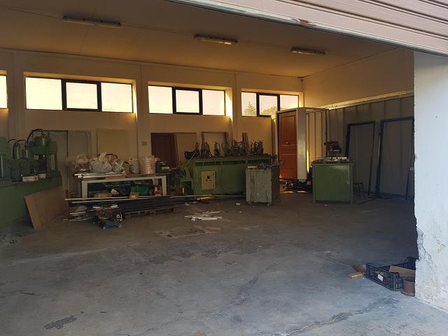 #13593 Opificio artigianale con uffici e sala esposizione in vendita - foto 8