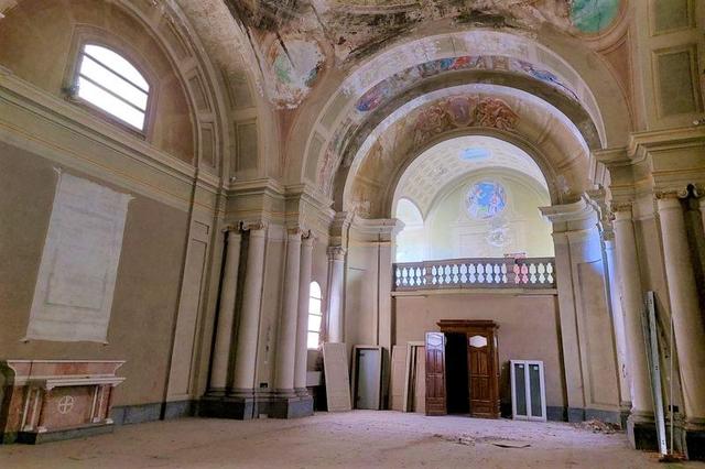 Chiese in vendita