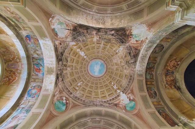 Chiese in vendita