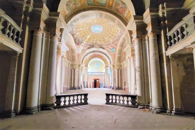 Chiese in vendita