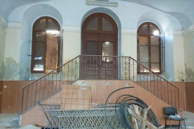 #13921 Ex teatro da ristrutturare in complesso storico in vendita - foto 7