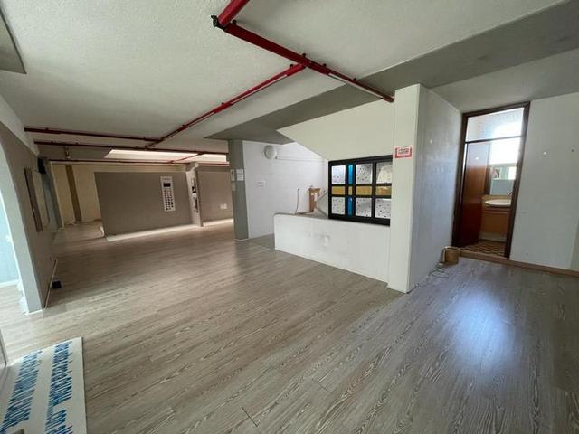 #13926 Unità commerciale su quattro piani in vendita - foto 6
