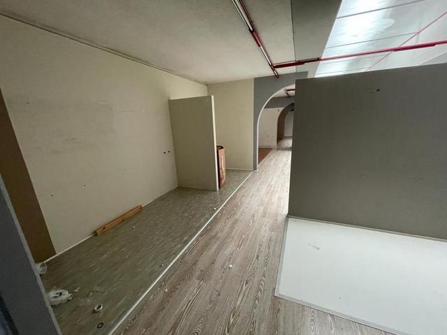 #13926 Unità commerciale su quattro piani in vendita - foto 11