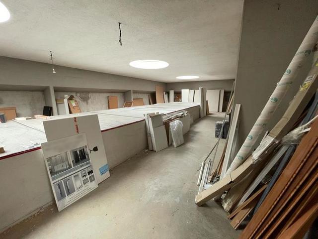 #13926 Unità commerciale su quattro piani in vendita - foto 12