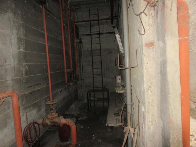 #14036 Magazzino con area di pertinenza in vendita - foto 28