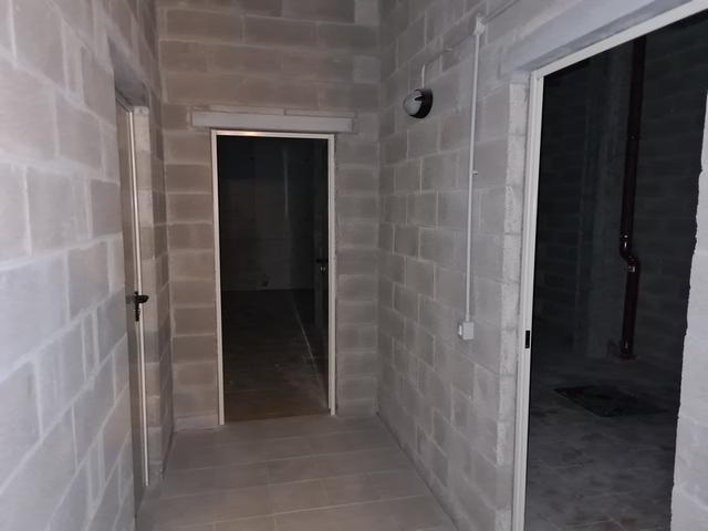 #14051 Locale commerciale grezzo con pertinenze (sub 52) in vendita - foto 4