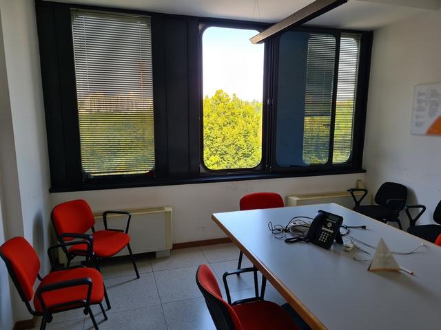 #14082 Ufficio al piano secondo in complesso condominiale (sub 13) in vendita - foto 1