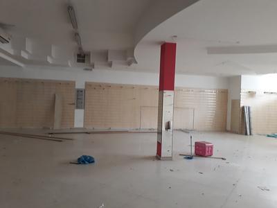 Esercizi commerciali in vendita