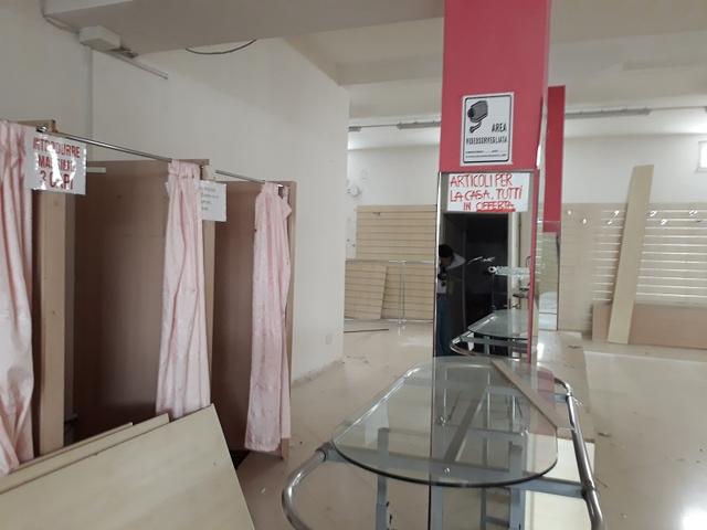 #14137 Locale commerciale di 440 mq in vendita - foto 2
